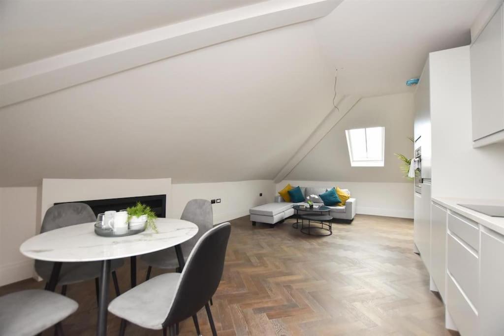 Vive Sea View Getaway Apartment Hastings Exterior foto