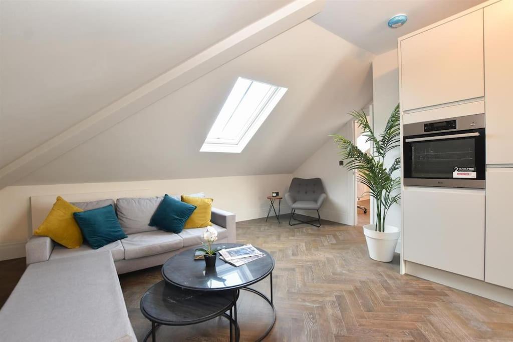 Vive Sea View Getaway Apartment Hastings Exterior foto
